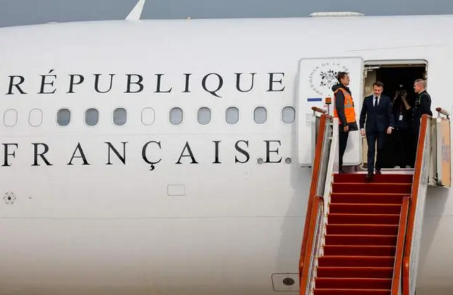 Les 24H du visite d’Etat de Macron en Chine : accompagné par les dirigeants d’Airbus, pour ouvrir un échange culturel dès l’atterrissage.