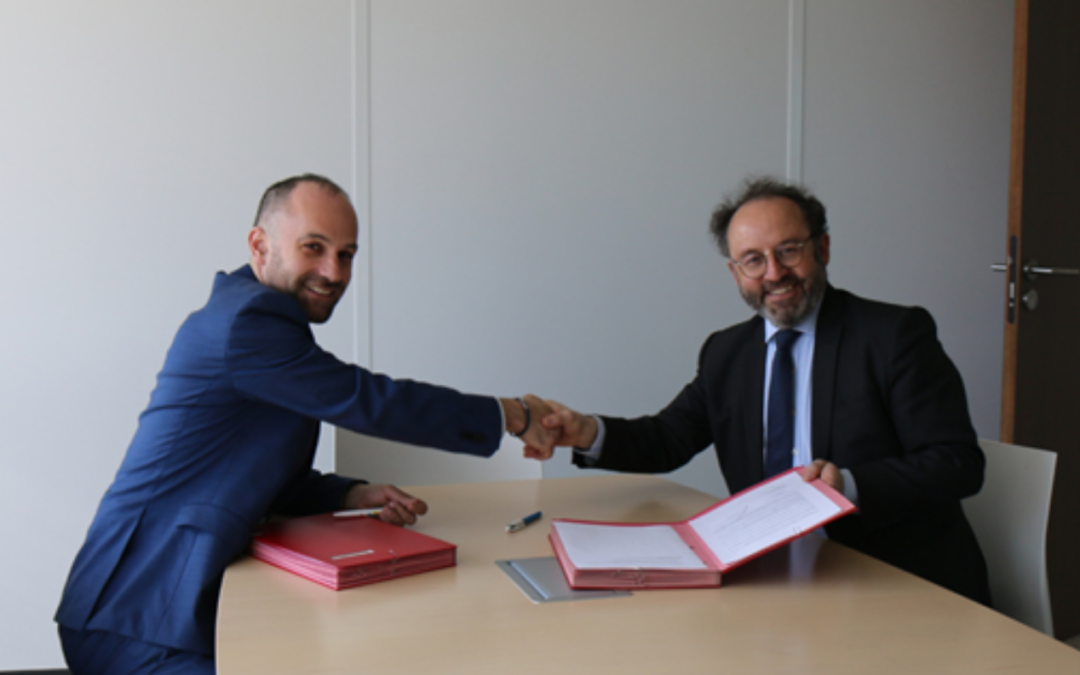 法国社会保障和家庭津贴征收联合会URSSAF和法国公共财政总局DGFIP签署了一项共同欢迎自由职业者的合作协议